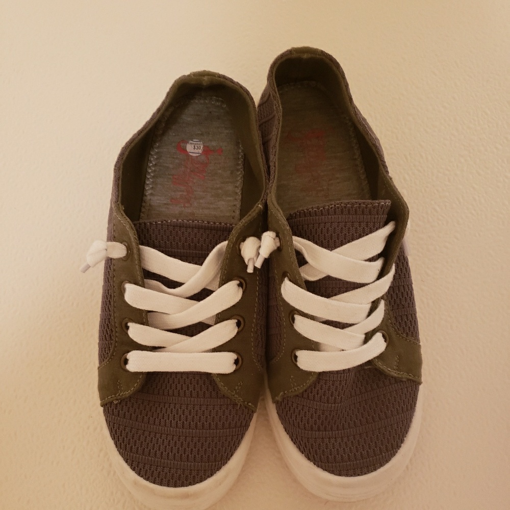 Jelly pop sneakers